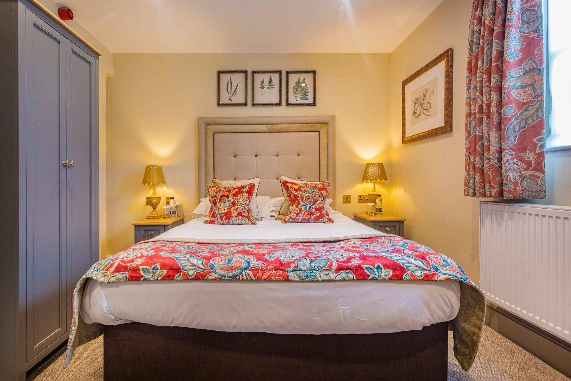 The Talbot Hotel, Oundle , Near Peterborough Esterno foto