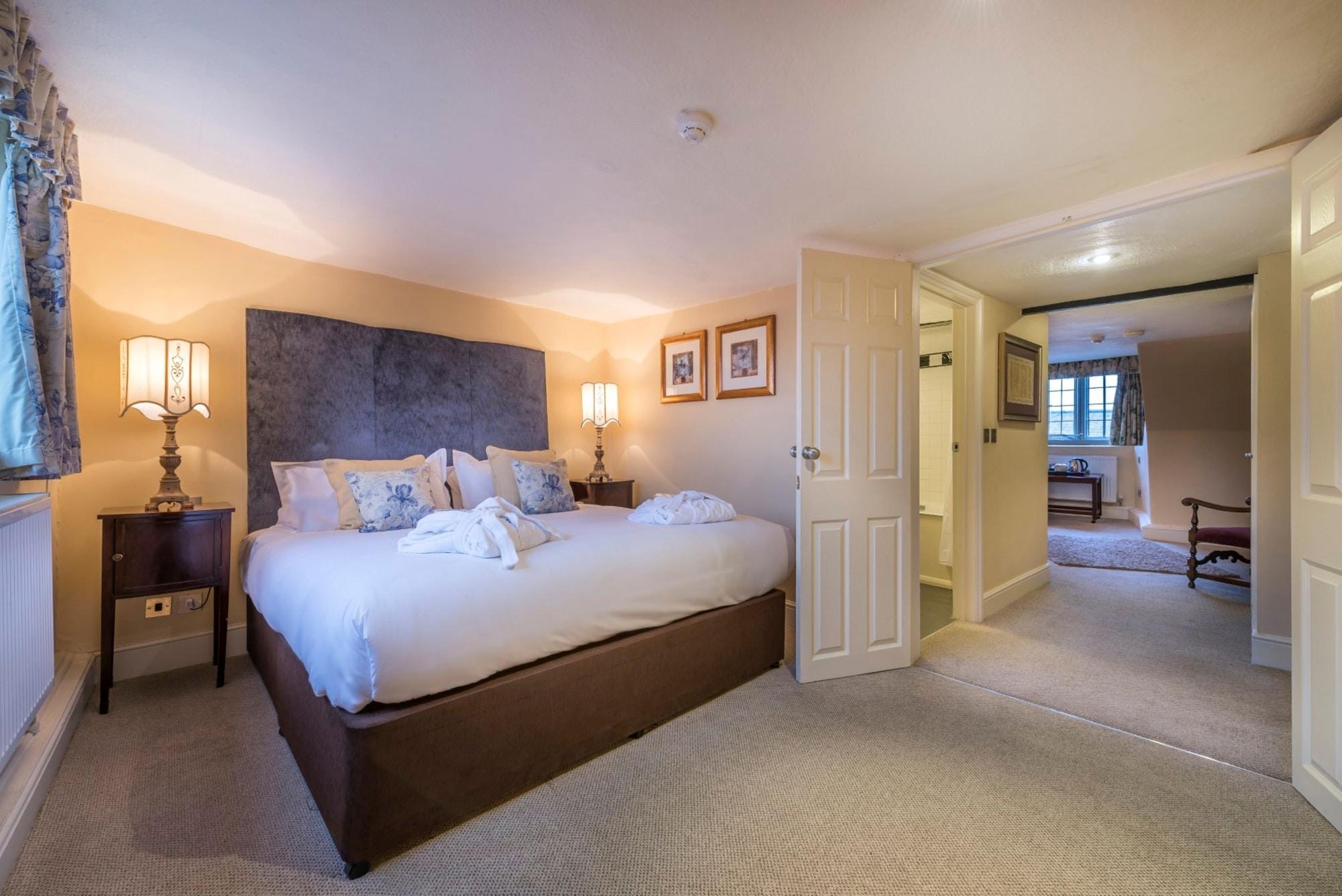 The Talbot Hotel, Oundle , Near Peterborough Esterno foto